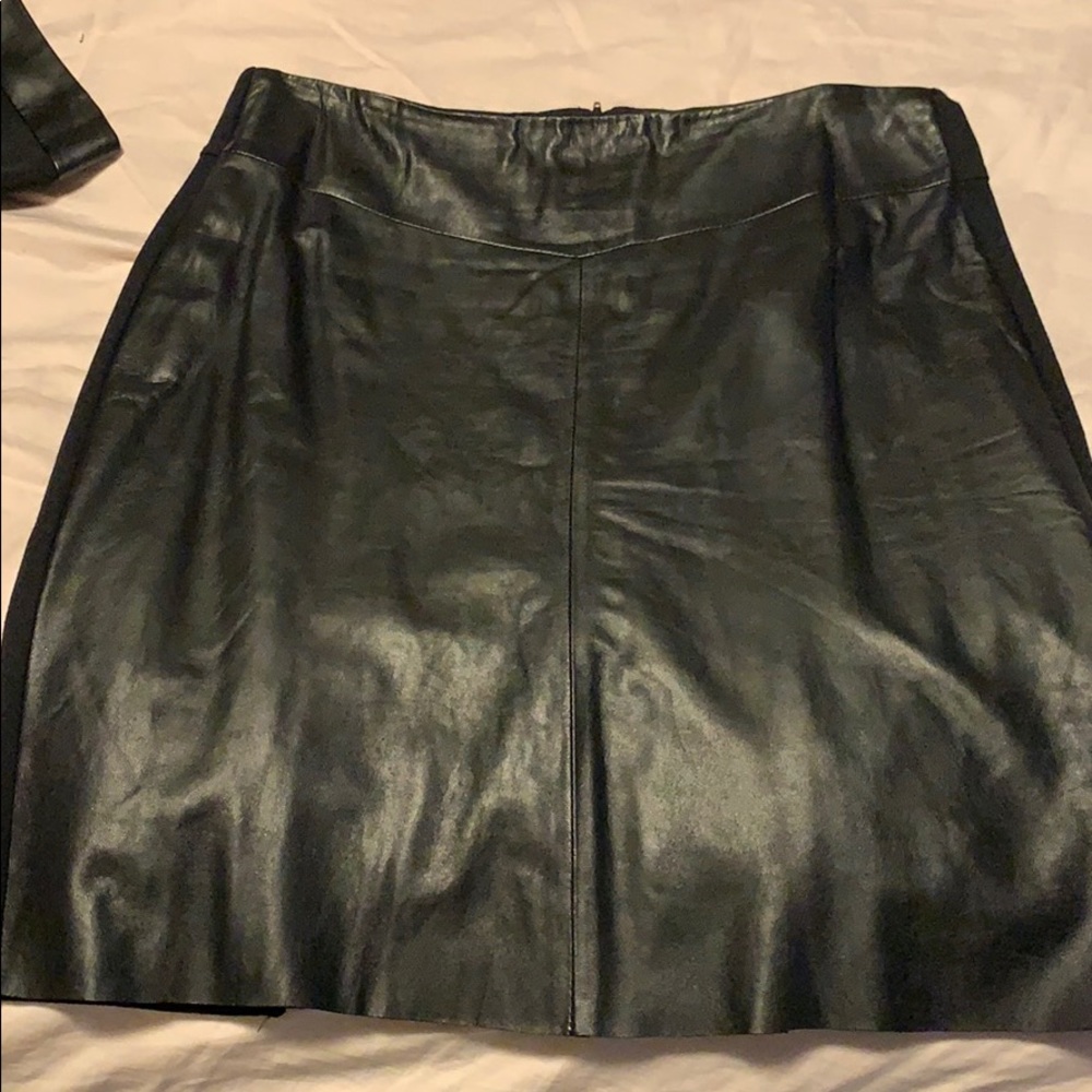 Bordeaux leather skirt